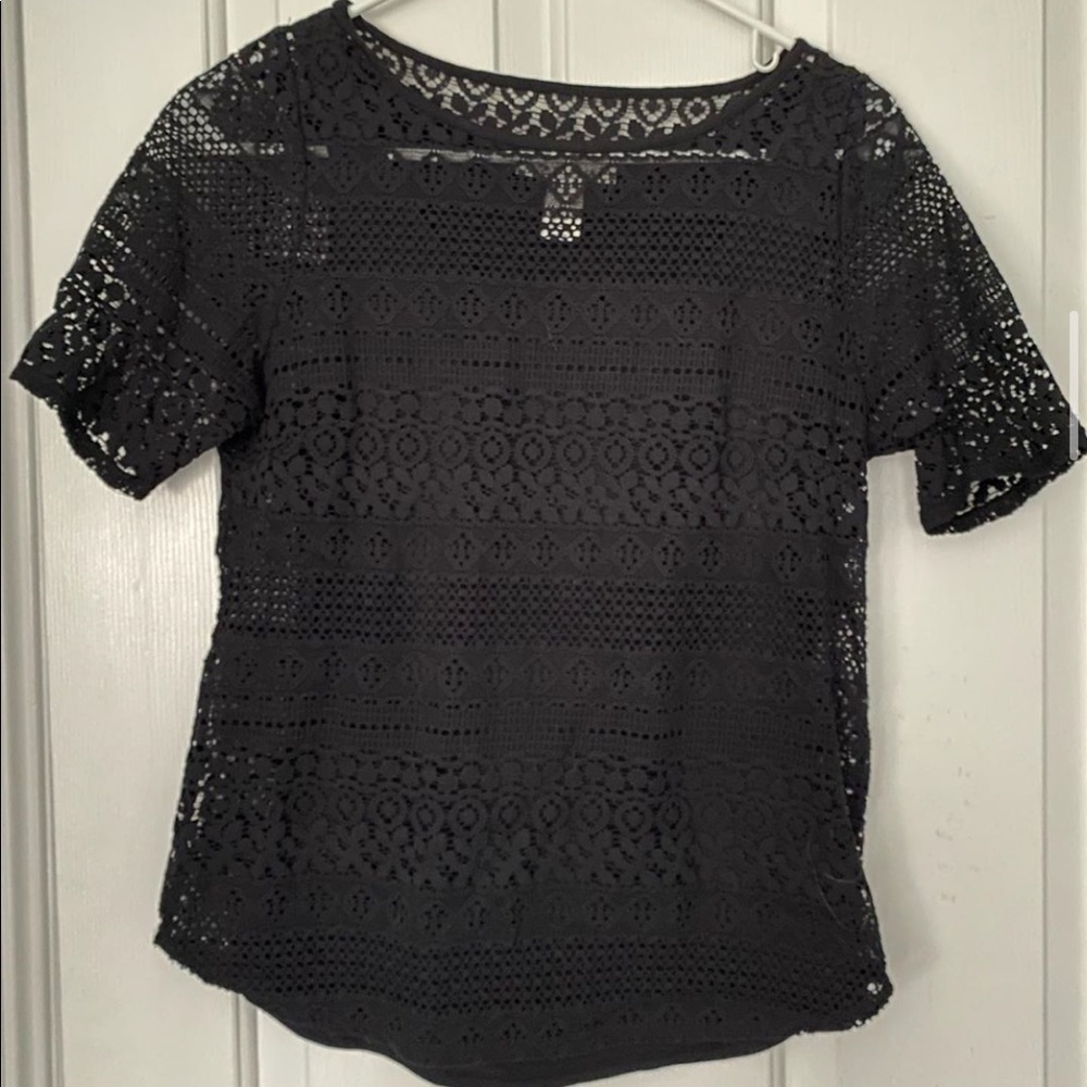 Black t-shirt